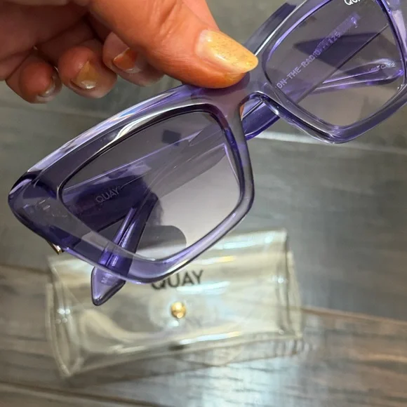 Quay Sunglasses On the Radio Purple Transparent Cat-Eye - Picture 3 of 11